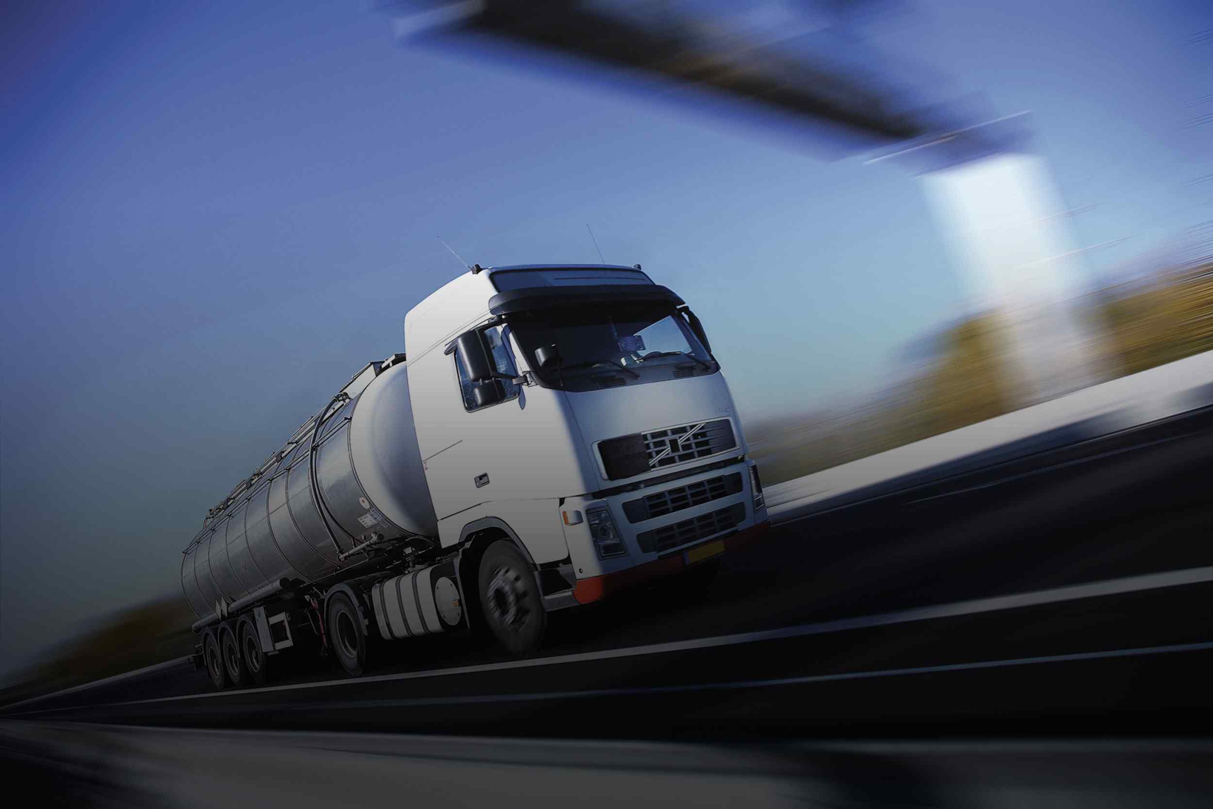 https://allportsfreight.com/wp-content/uploads/2015/09/White-Truck-single.jpg